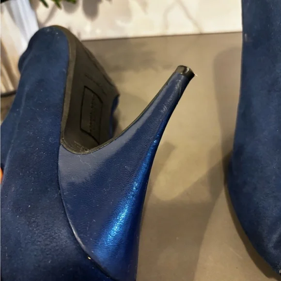 Christian Siriano Deep Blue Peep-Toe Boots - Picture 11 of 11